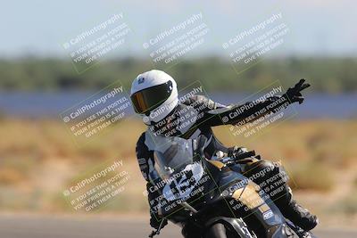 media/Oct-01-2023-SoCal Trackdays (Sun) [[4c570cc352]]/Turn 16 (120pm)/